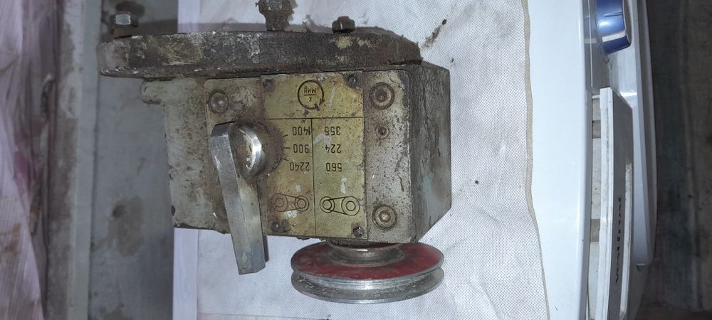 Редуктор от токарного станка по металлу