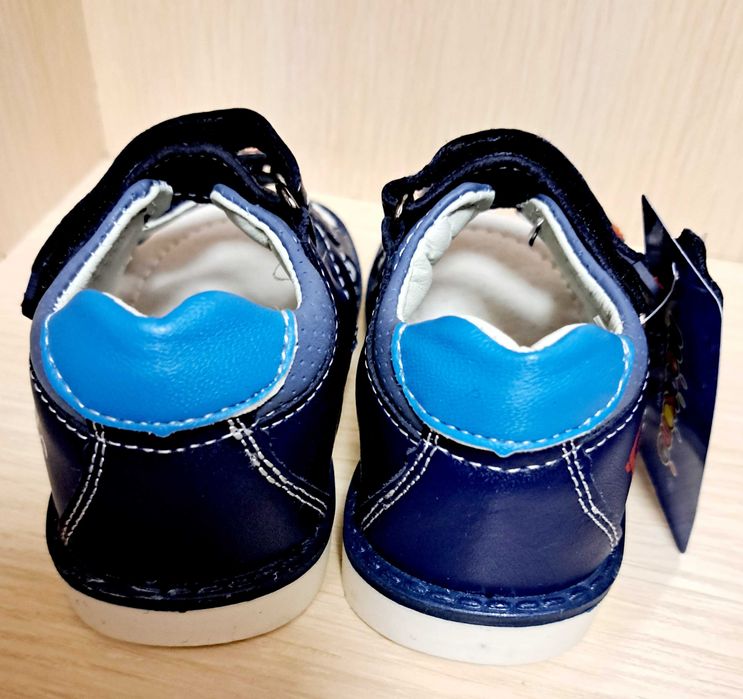 Босоніжки 22 (14,0 см)