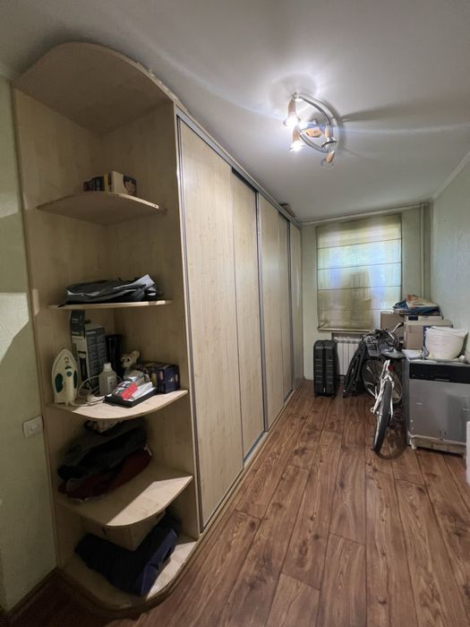 Продаётся 2 ком. кв по ул. Дудыкина в Днепровском районе!