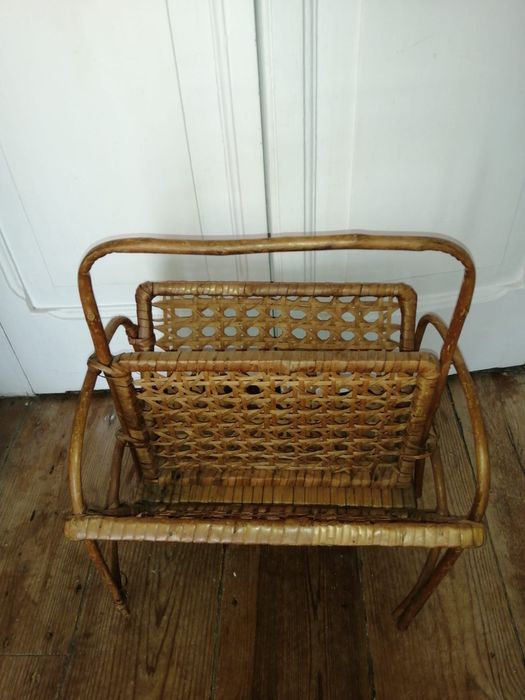 Porta-revistas em verga