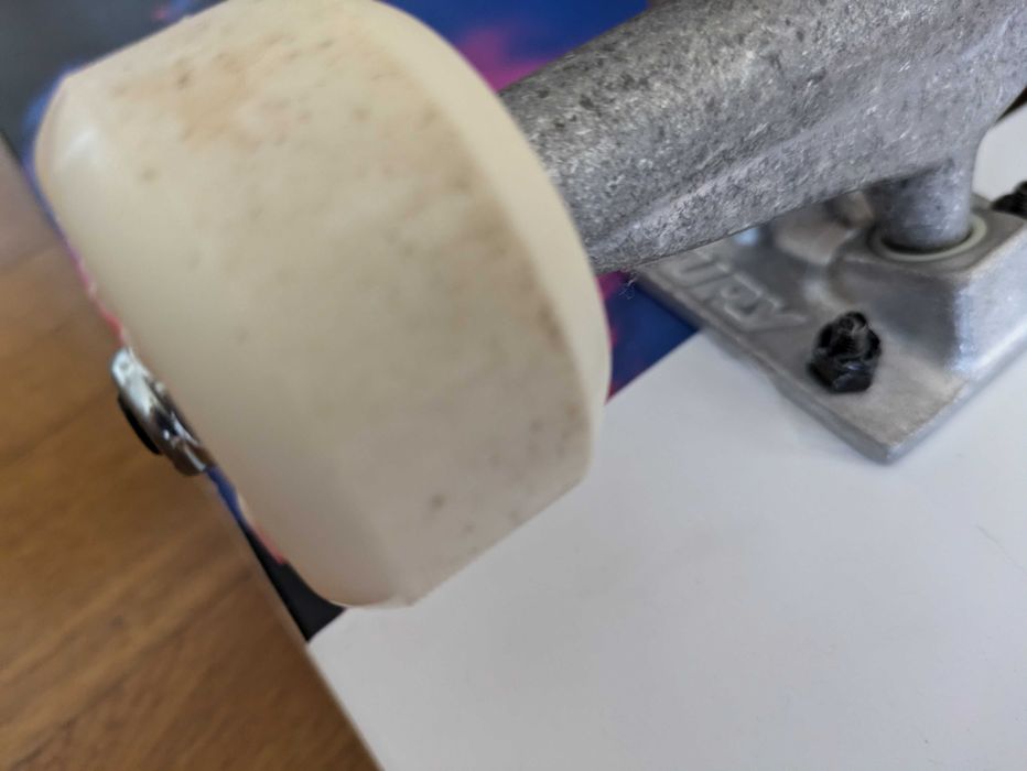 Skate Decathlon 8,5 (NOVO)