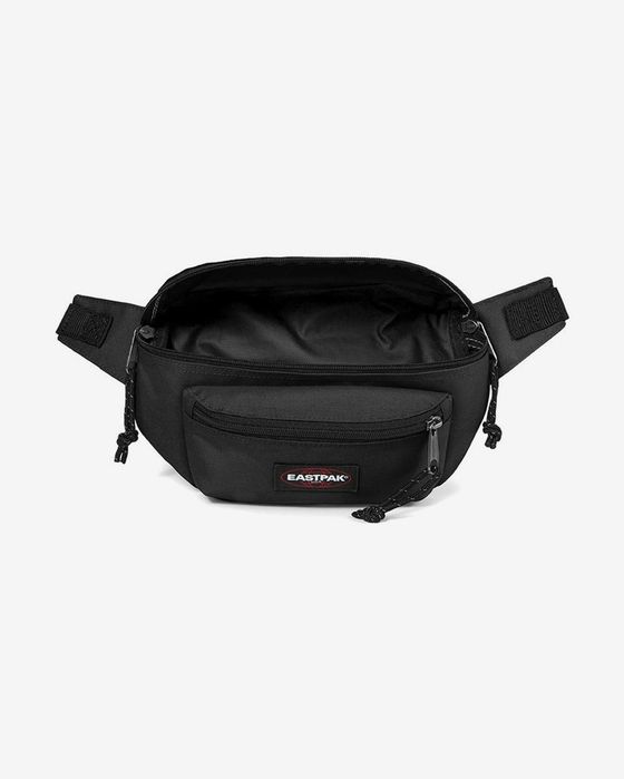 Bolsa de cintura Eastpak Doggy preto