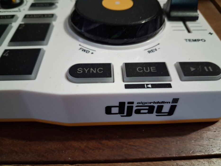 Dj setup Hércules462749373469839362