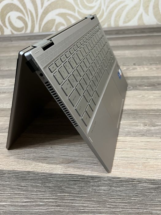 Ноутбук HP x360 16/512 трансформер