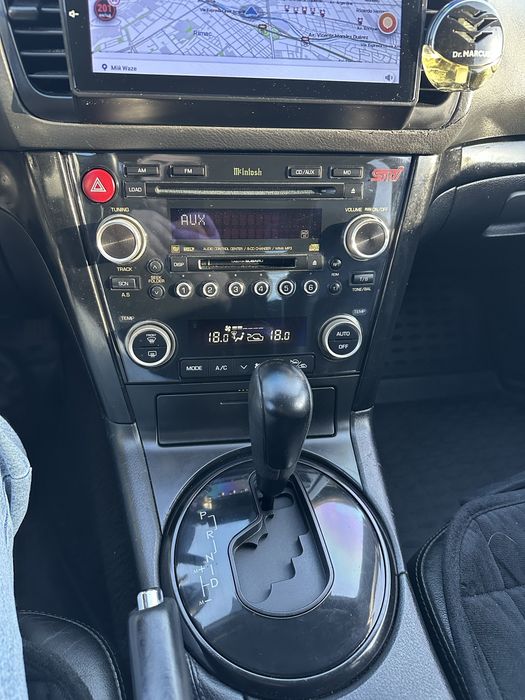 Subaru Outback 3.0 AWD symmetrical