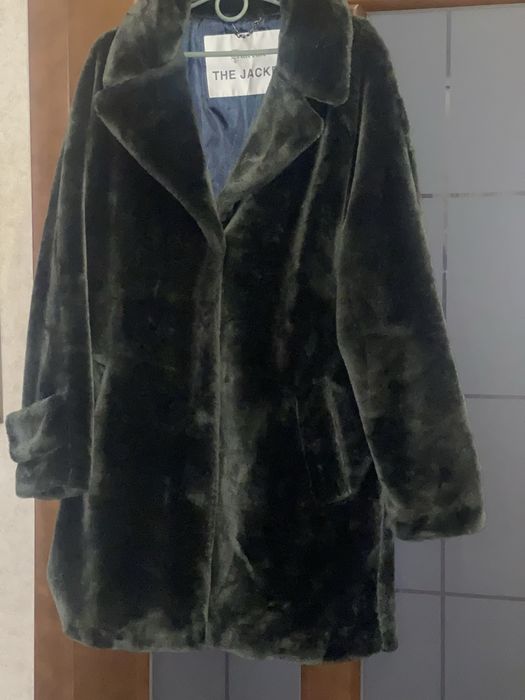 Шубка зі штучного хутра