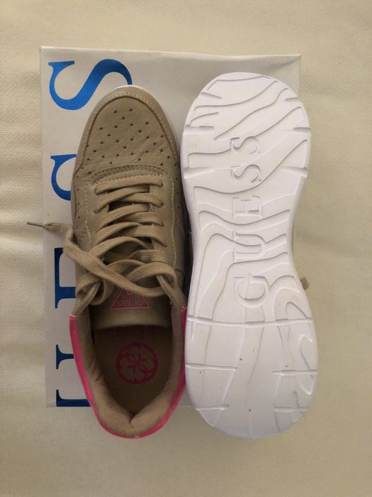 Tenis GUESS com caixa original tamn 39 novos