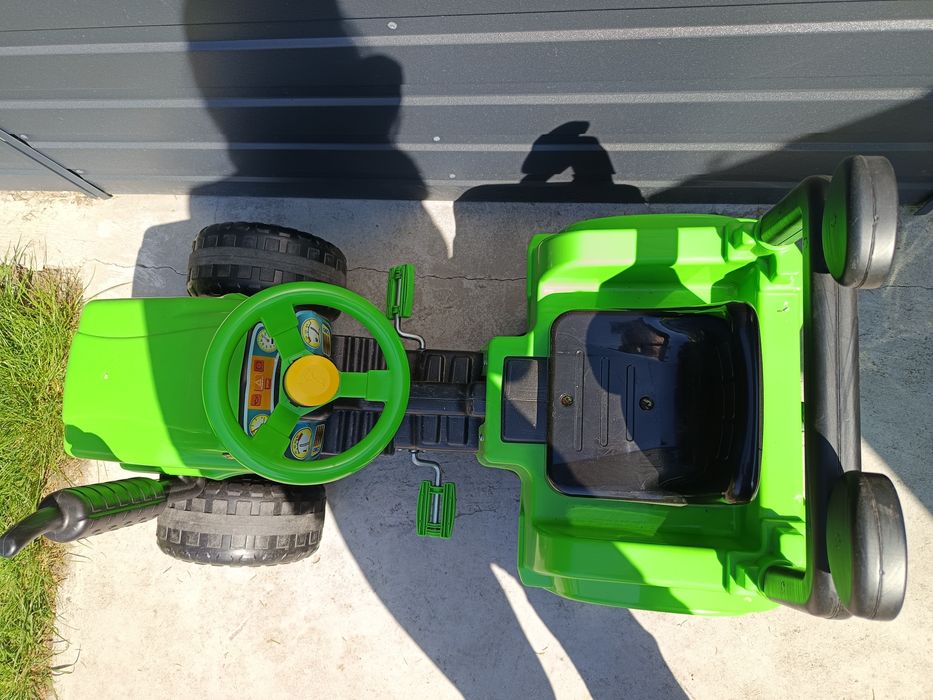 Traktor na pedały