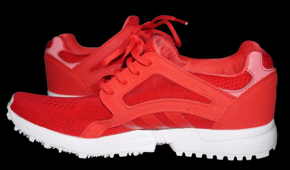 Damskie buty sportowe Adidas Racer Lite r. 36 2/3