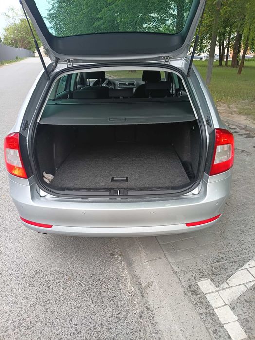 Продам Шкодувку 1.6 Автомат