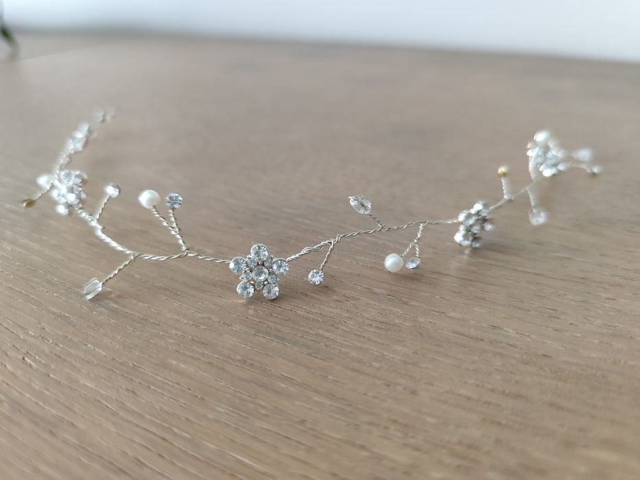 Fio de cabelo para penteado de noiva