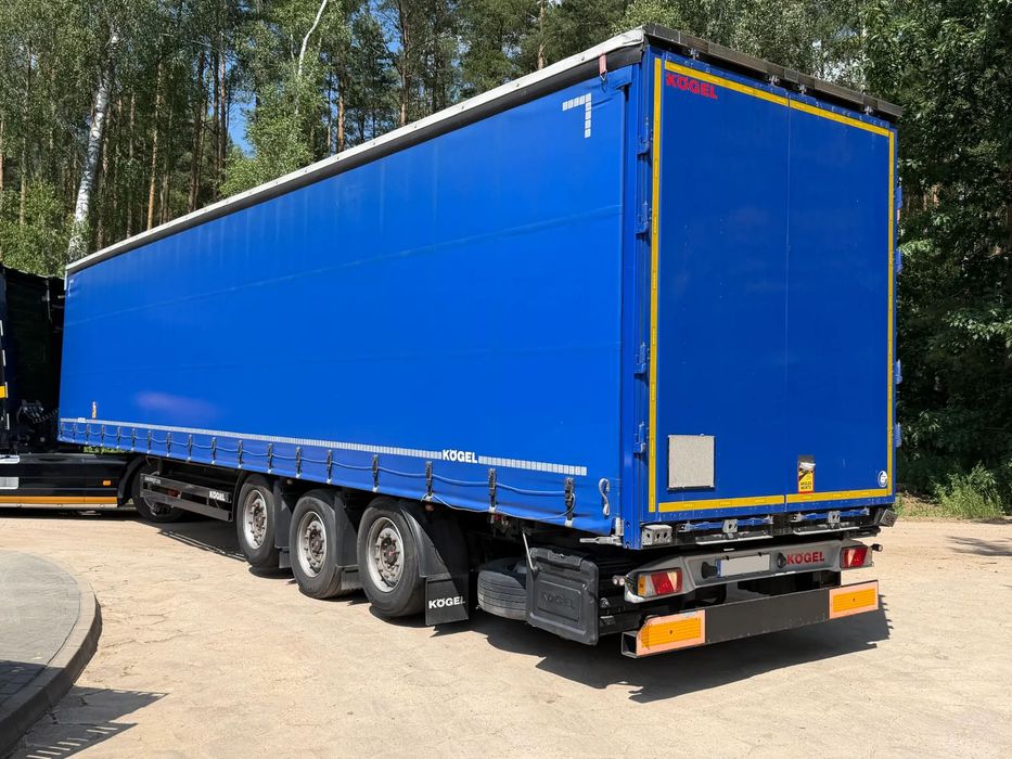 Kögel FIRANKA / 2x OŚ PODNOSZONA / 385/55 R 22.5 OPONY / OSIE SAF INTRAX / PIĘKNA PODŁOGA / 2x KOŁO ZAPASOWE / ŚLICZNE PLANDEKI / WYSOKOŚĆ 2.80 M / PRODUKCJA 2023 ROK !!  385/55 R 22.5 / Dwie osie podnoszone / PIĘKNY STAN KOGEL 2023 rok