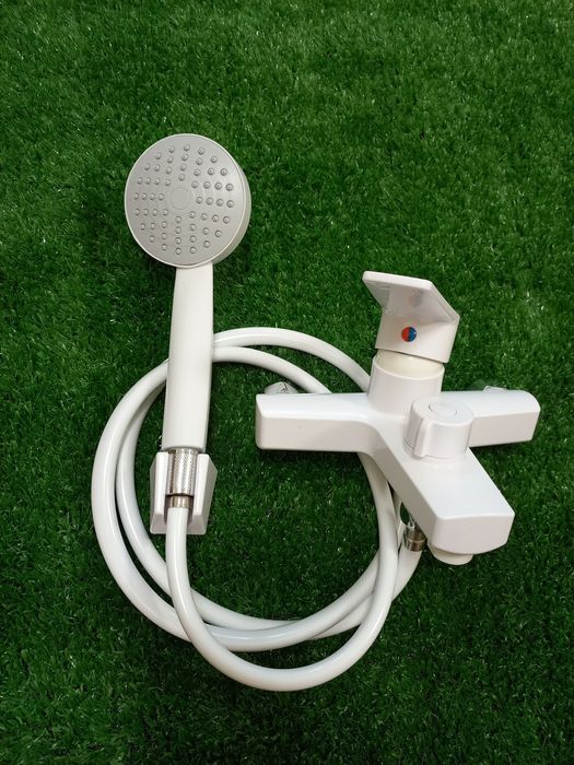 СУПЕР ПЛАСТИК ! Смеситель/змішувач/кран для ванны из пластика