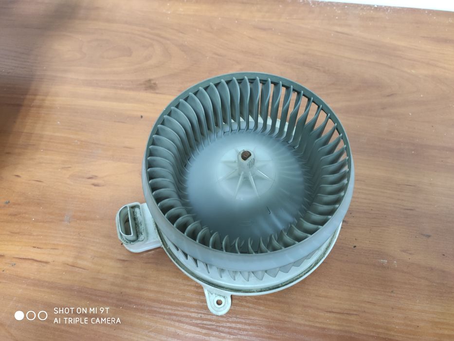 Печка корпус радиатор вентилятор  land cruiser 200 lx570