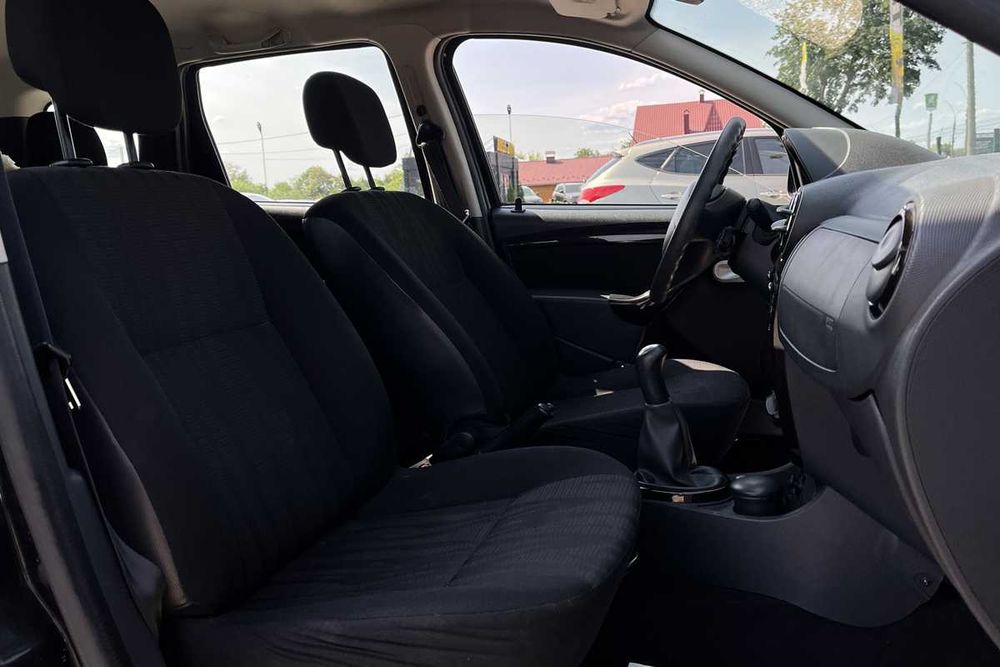 Dacia Duster 2012