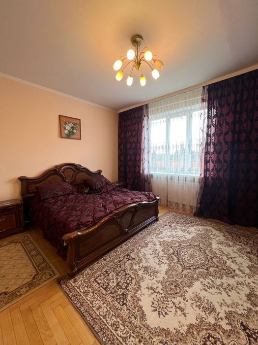 Будинок під Бізнес 468м2 з ділянкою 10сот Луцьк