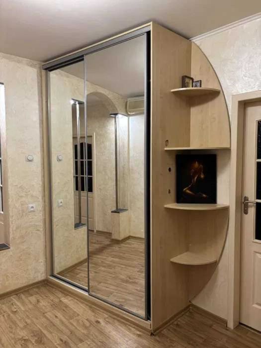 Продам 4 комнатную квартиру 84 м2 с ремонтом на Алексеевка,пр. Победы VI