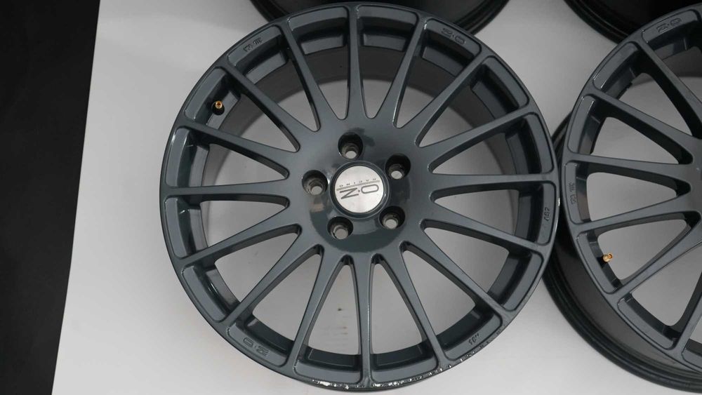 Felgi Alufelgi OZ GT R18 5x112, ET50, 8J Vw Audi Seat Skoda