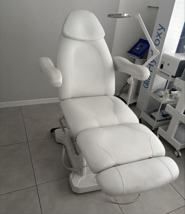 Fotel kosmetyczny Basic