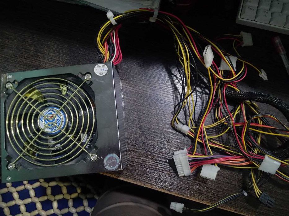 Блок живлення LC-Power 420W LC6420 (v1.3), з Німеччини