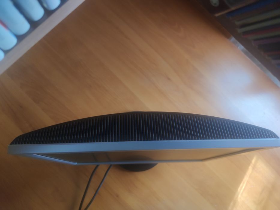 Vendo ecrã de computador444405646833766401