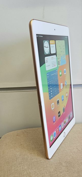 Apple ipad 8th 32gb Wi Fi 10.2 2020 Gold