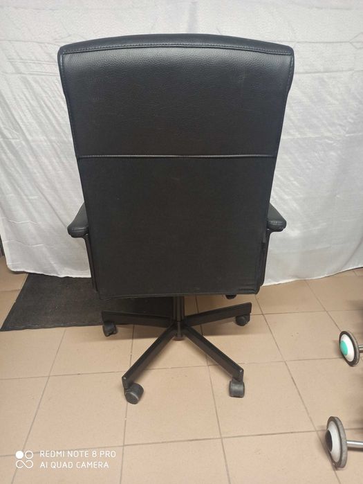 Fotel Obrotowy, Biurowy Skórzany IKEA MILLBERGET w B.D. Stanie--OKAZJA