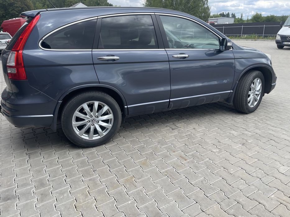 Продам автомобіль Хонда CRV