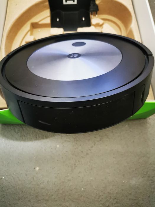 iRobot Roomba j7