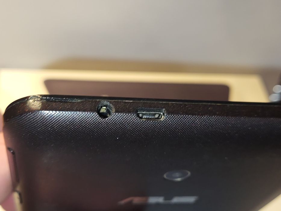 Планшет Asus memo pad 7 / K017 / 8gb