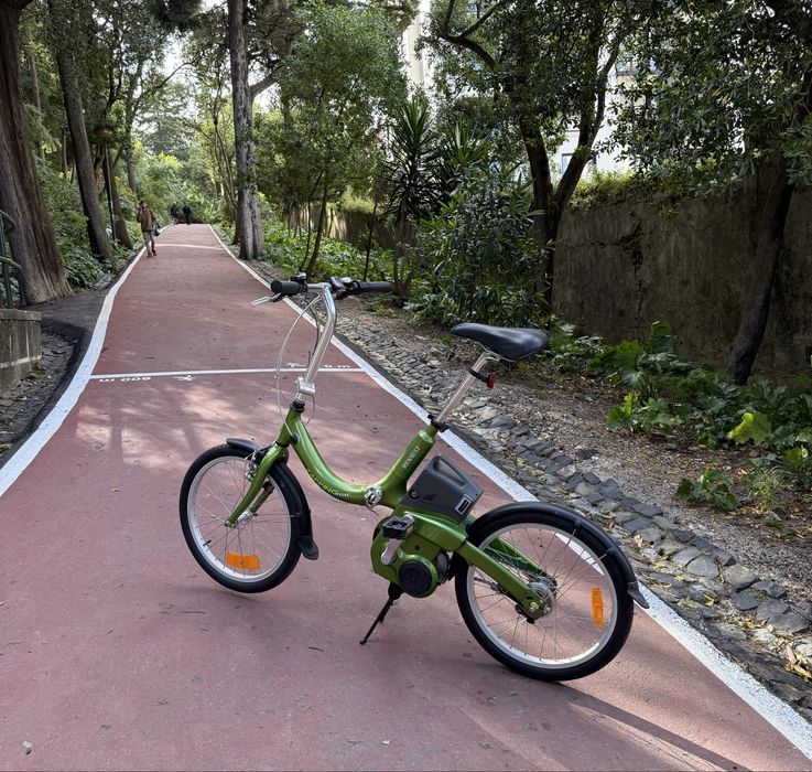 Bicicleta dobrável elétrica Renault