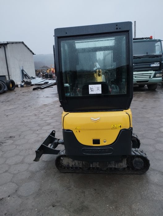 Minikoparka Yanmar sv 18