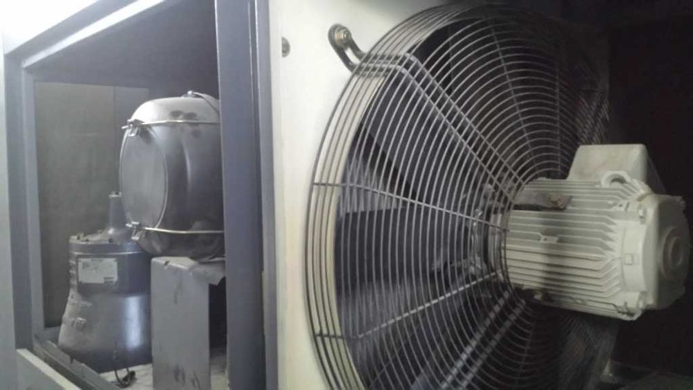 Vendo  compressor usado da marca Atlas Copco,