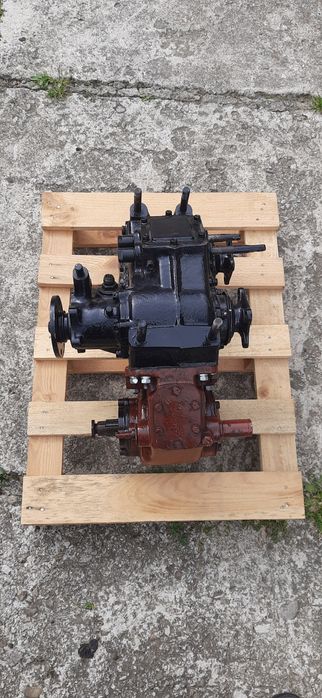 Wojskowy GAZ 66 skrzynia rozdzielcza, przystawka reduktora, wiertnica