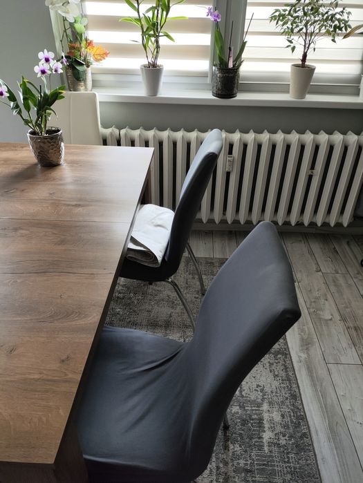 Stół rozkładany  .