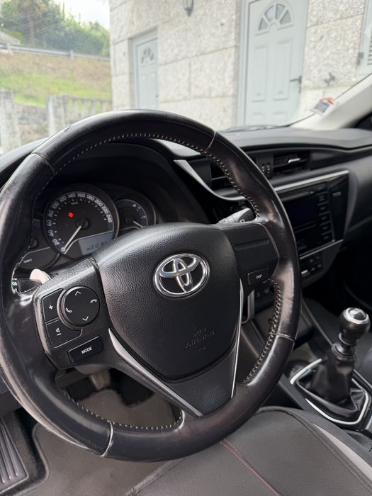 Toyota Auris D4D 2015 Diesel