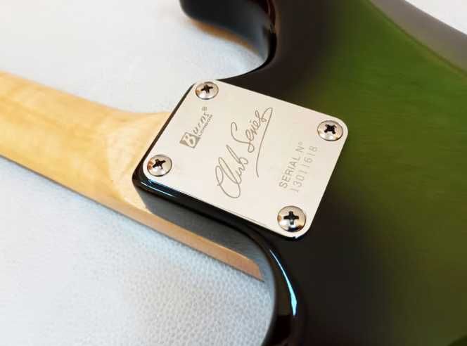 Guitarra Burns Cobra UK