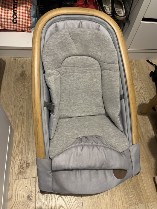 Cadeirinha de balançar maxi cosi com redutor