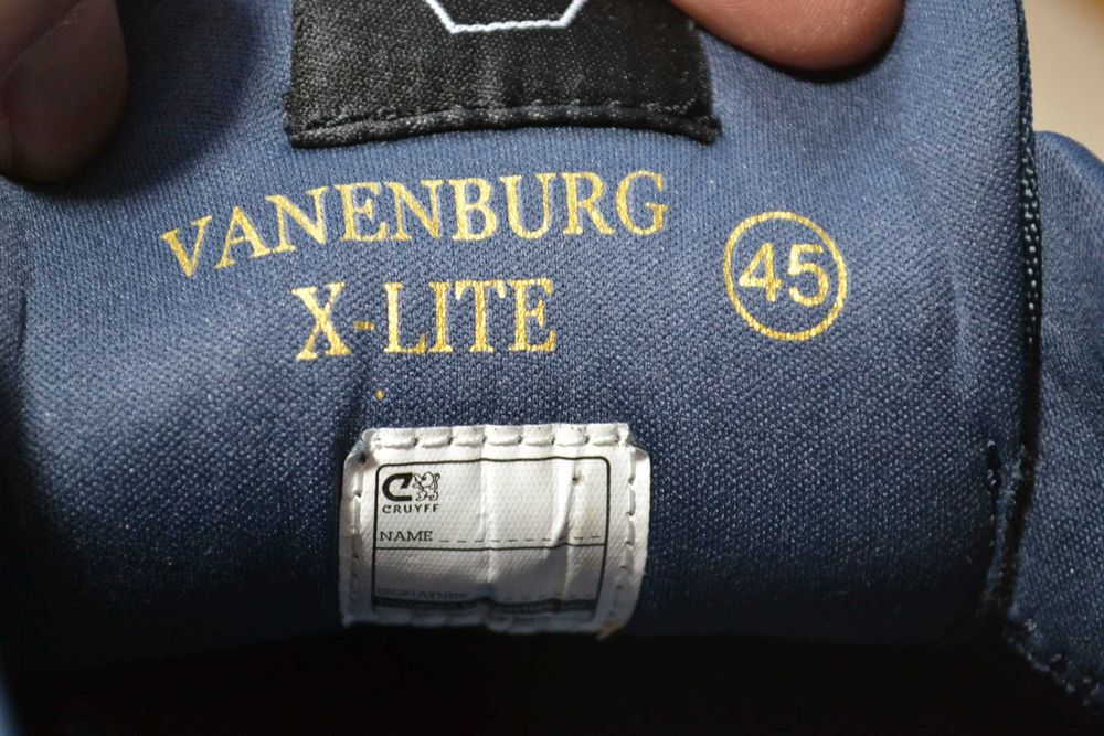 cruyff vanenburg 45р кроссовки сникерсы оригинал