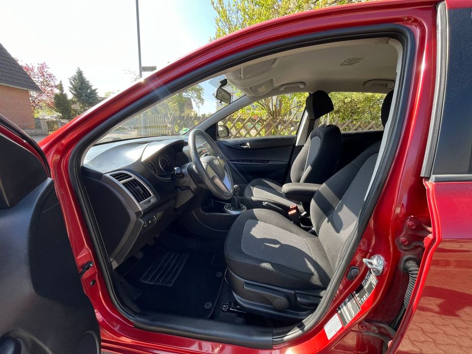 Hyundai i20 1.2 benzyna Lift z Niemiec