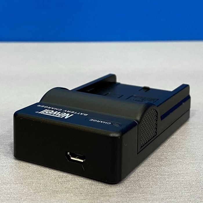 Carregador Newell - Sony NP-F/FM Series (NOVO)