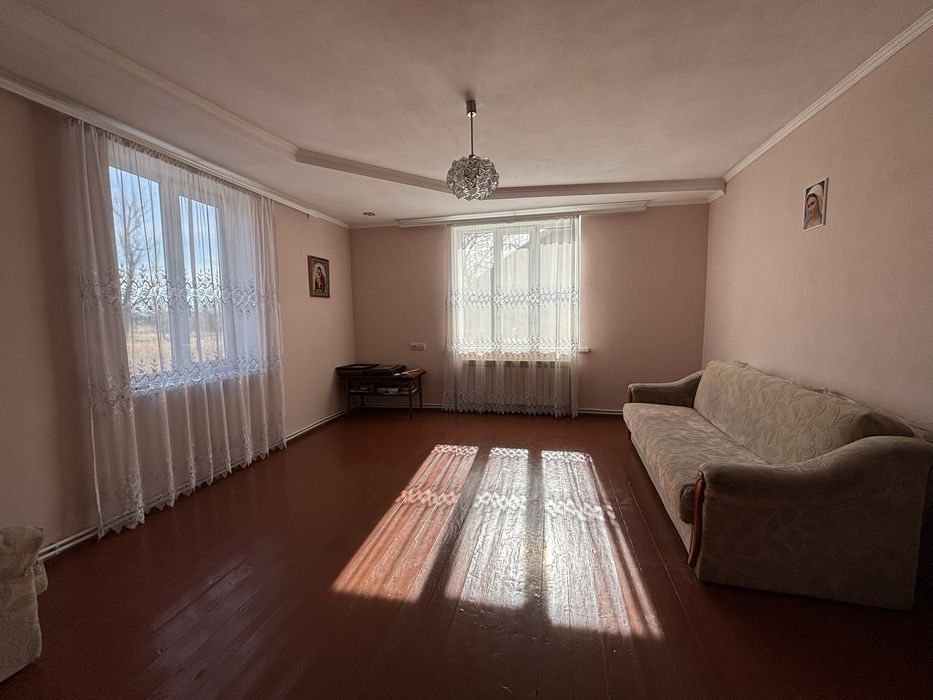 Продається будинок 70м².ділянка 11сот. Підпечери. Світло. Газ. Вода