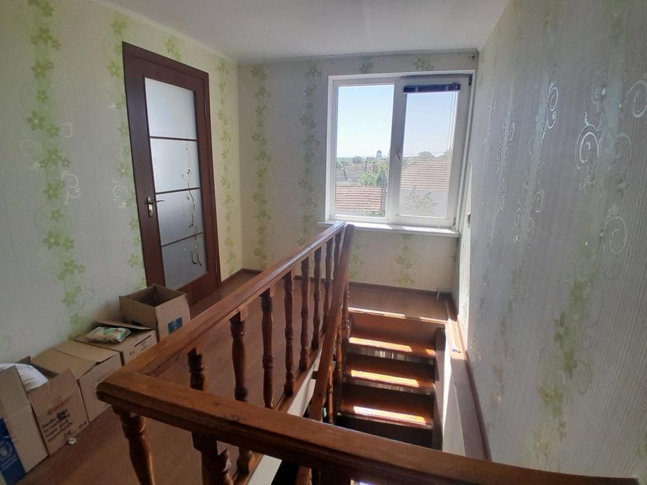 Продається будинок для великрї родини в Центральному р-ні