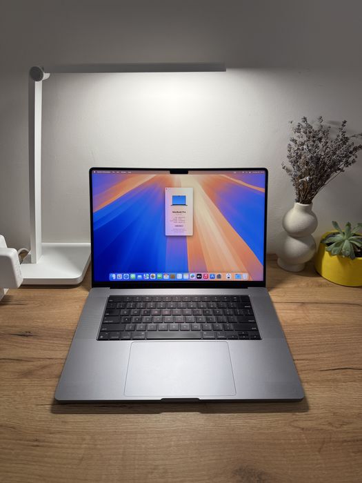 MacBook Pro 16 2021 M1 Pro 16Gb 512Gb Space 95%: 40 999 грн
