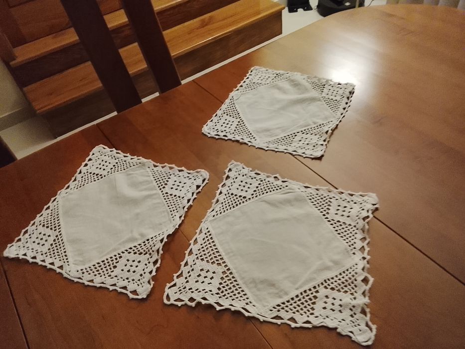 Conjunto de três naperons