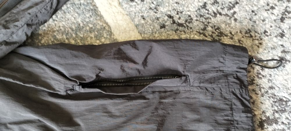 Kurtka lekka ortalionowa typu bomberka