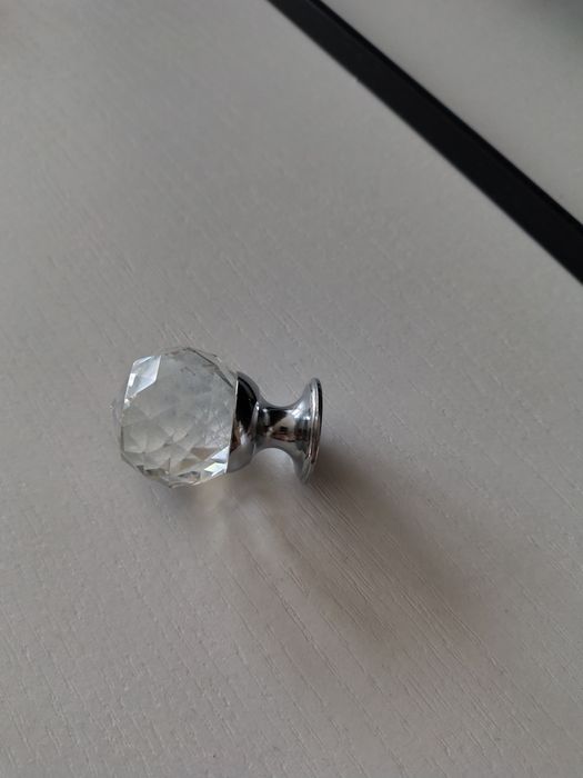 Uchwyt do szafki kryształ