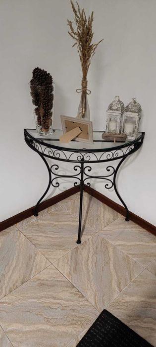 Mesa de entrada  em metal