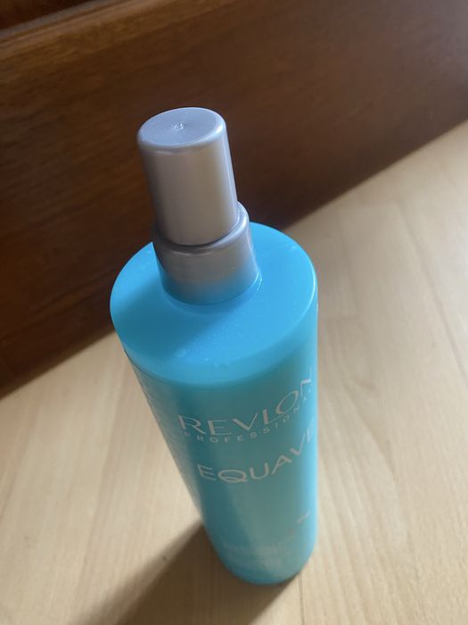 Незмивний кондиціонер Revlon 500 мл.