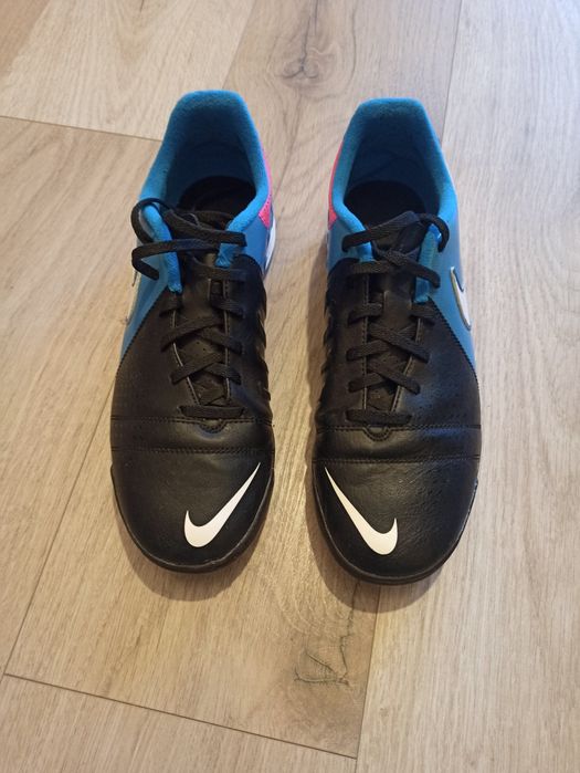 Buty do piłki nożnej korki NIKE